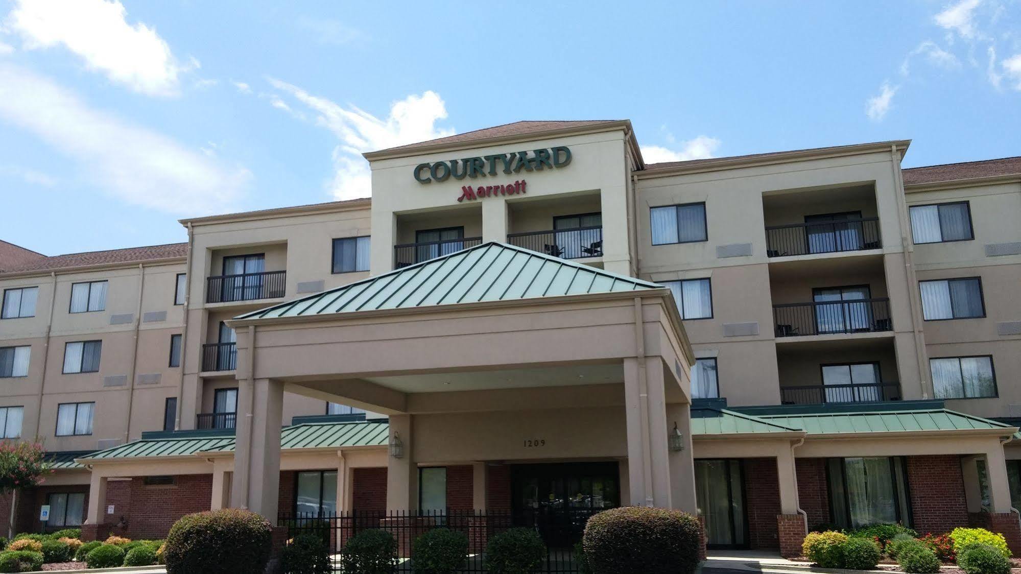 Отель Courtyard By Marriott Декатур Экстерьер фото